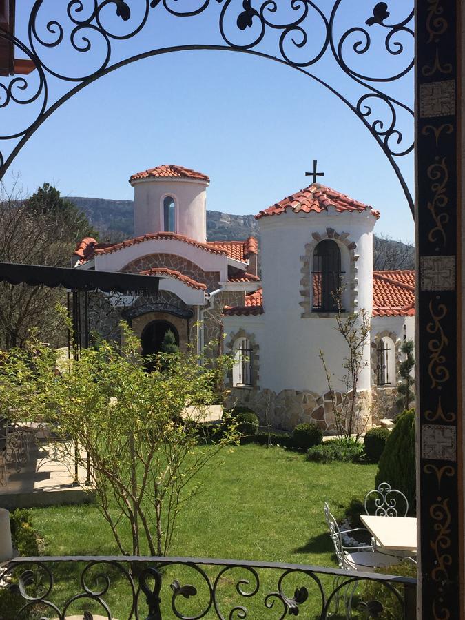 Villa St. Michael Мадара Экстерьер фото