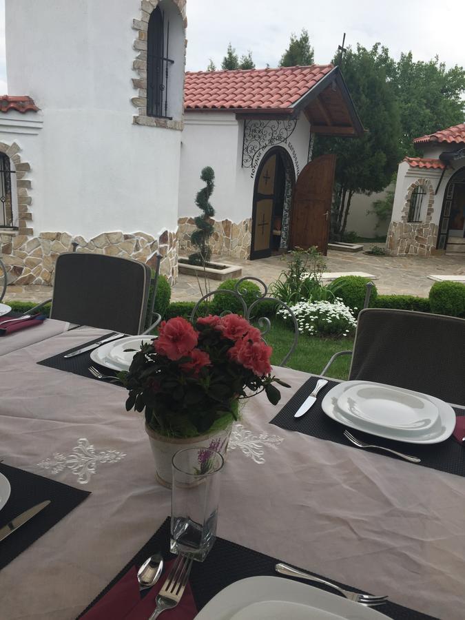 Villa St. Michael Мадара Экстерьер фото