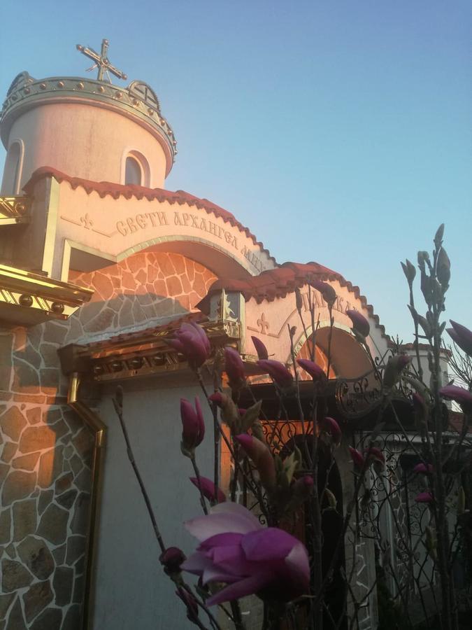 Villa St. Michael Мадара Экстерьер фото