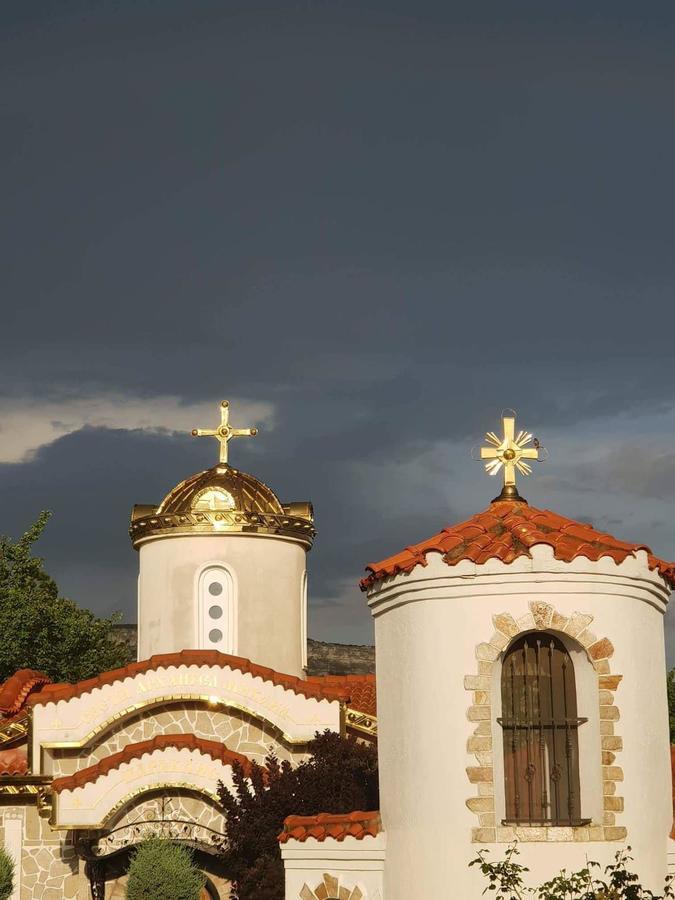 Villa St. Michael Мадара Экстерьер фото
