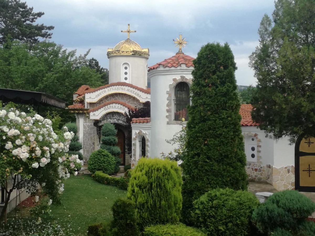 Villa St. Michael Мадара Экстерьер фото